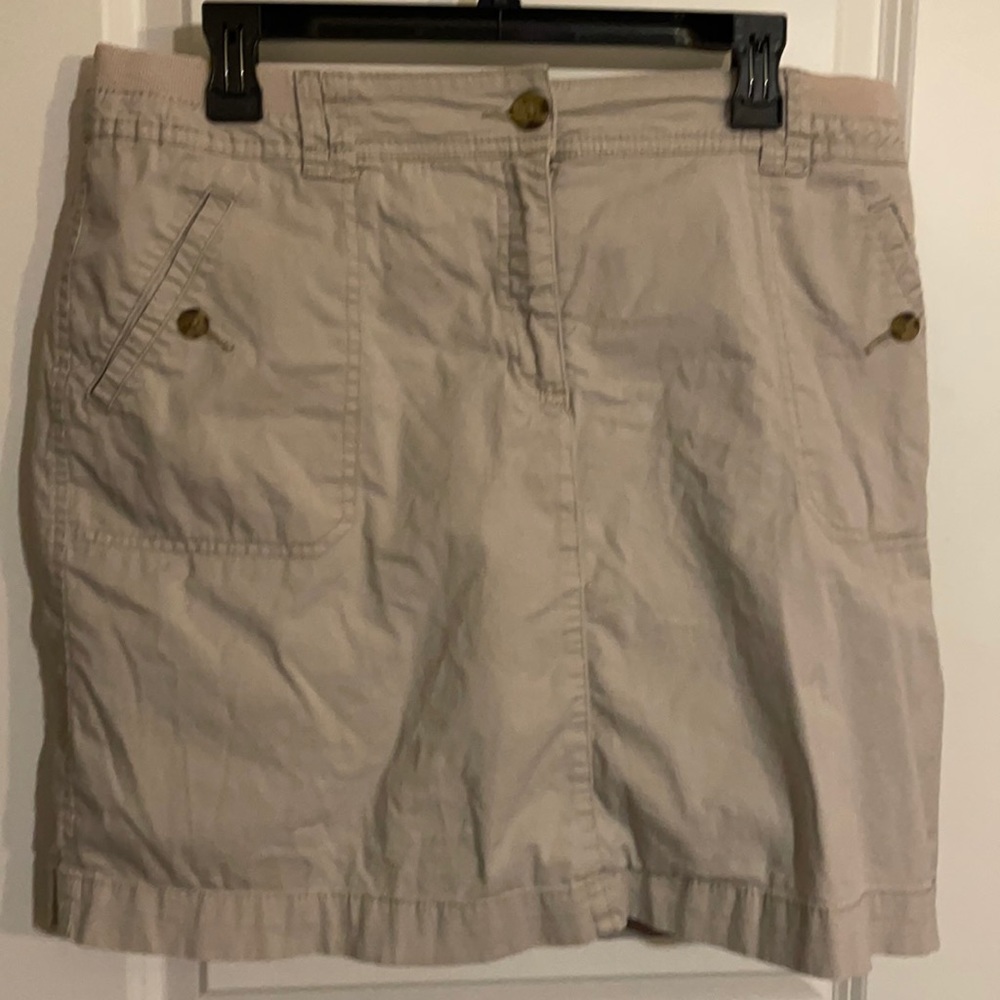 Karen Scott Skort